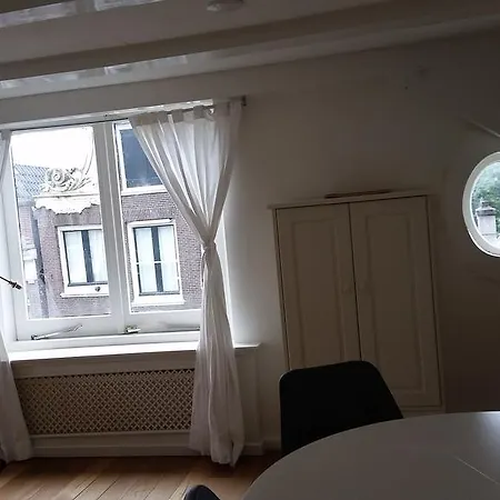 Apartment Haarlemmerstraat *